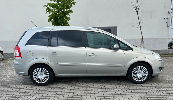 Opel Zafira cena 16900 przebieg: 214000, rok produkcji 2008 z Warszawa małe 254